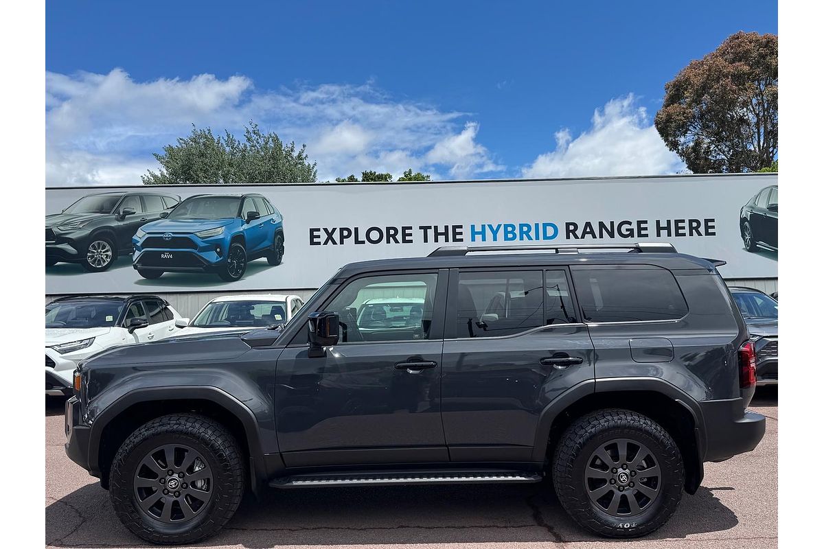 2024 Toyota Landcruiser Prado Altitude GDJ251R