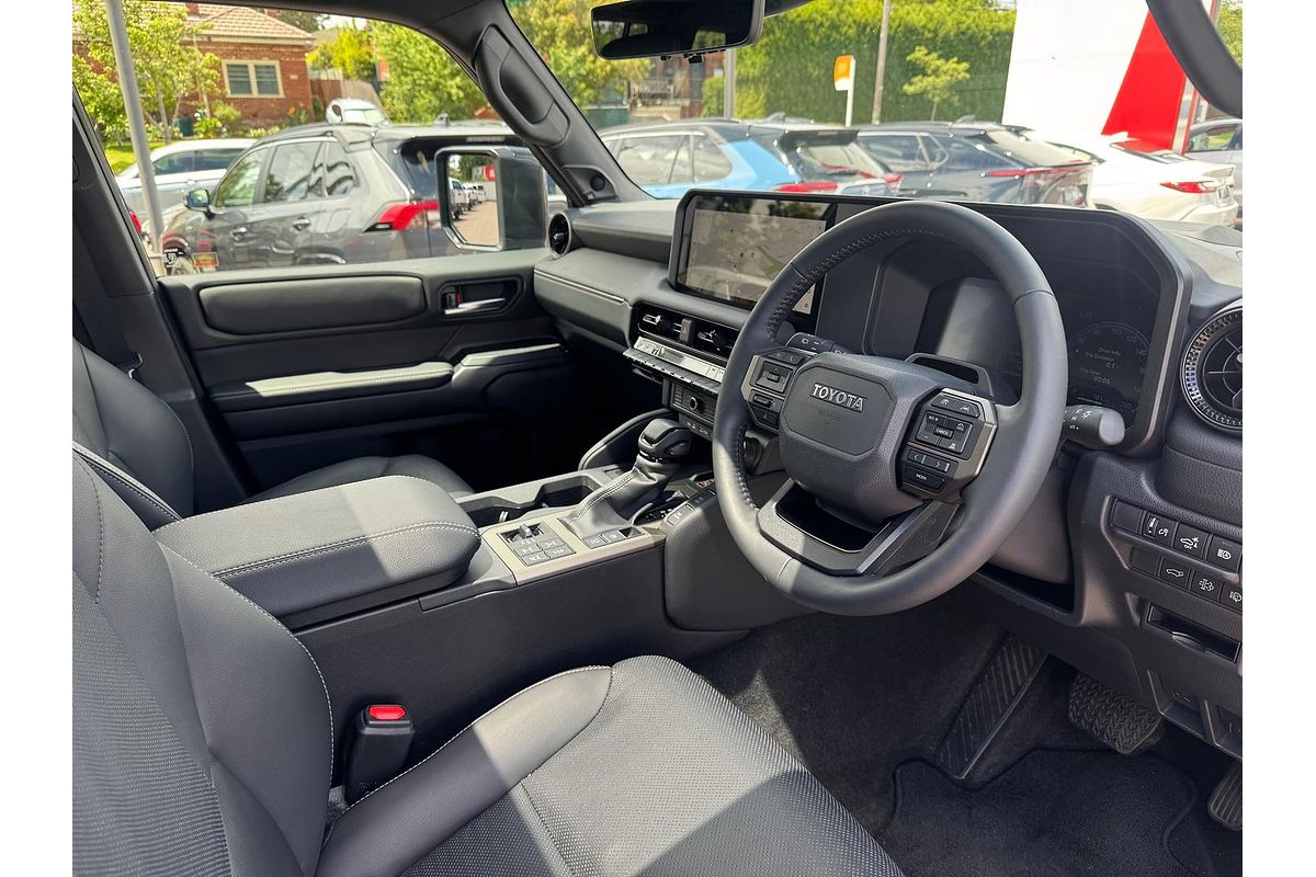 2024 Toyota Landcruiser Prado Altitude GDJ251R