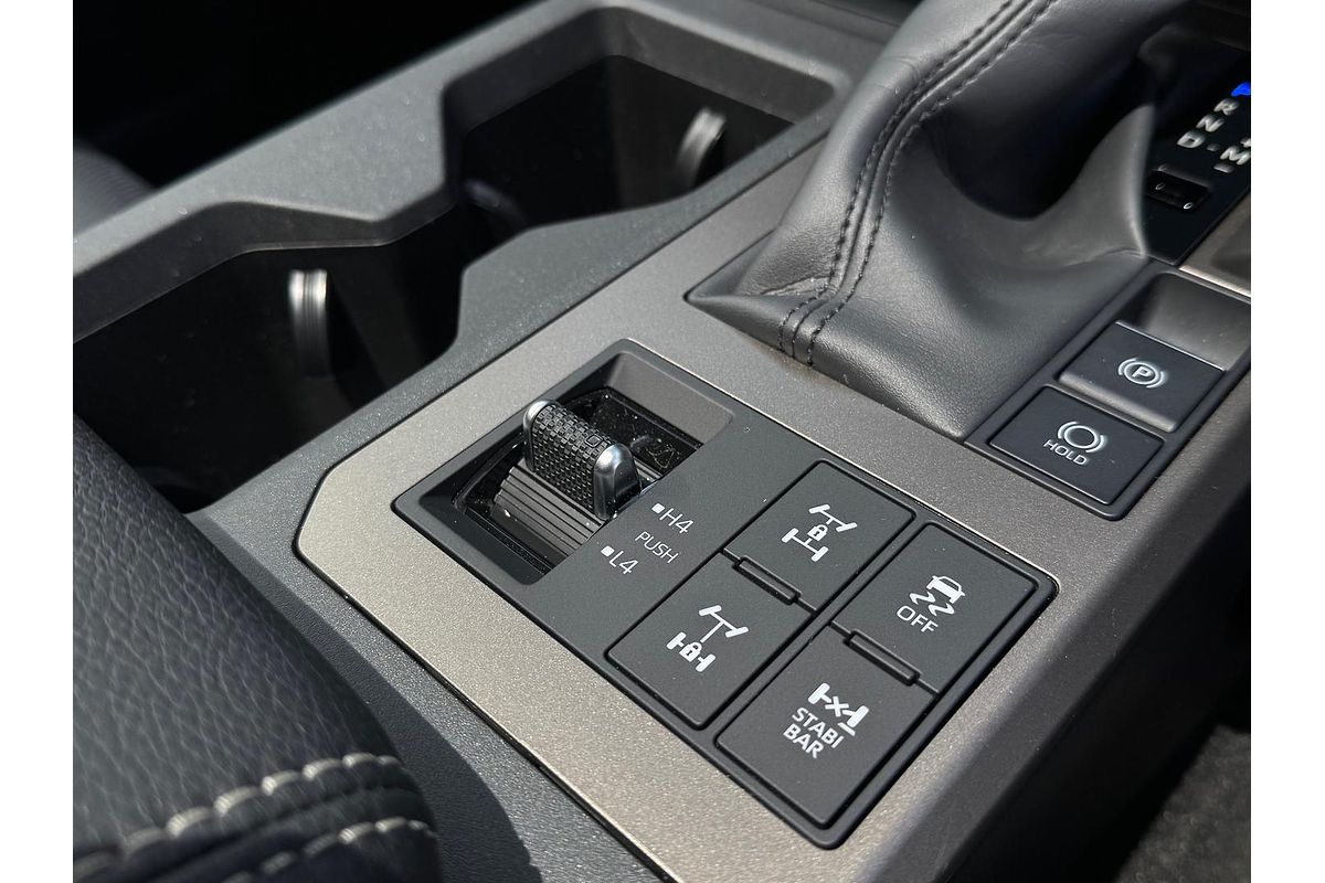 2024 Toyota Landcruiser Prado Altitude GDJ251R