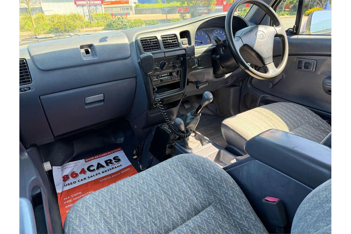 2001 Toyota Hilux RZN169R 4X4