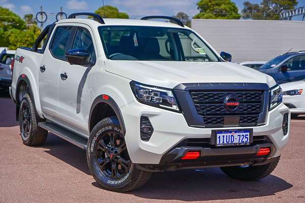 2025 Nissan Navara PRO-4X D23 4X4