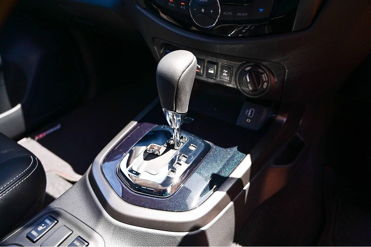 2025 Nissan Navara PRO-4X D23 4X4