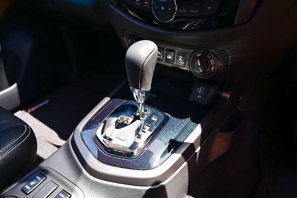 2025 Nissan Navara PRO-4X D23 4X4