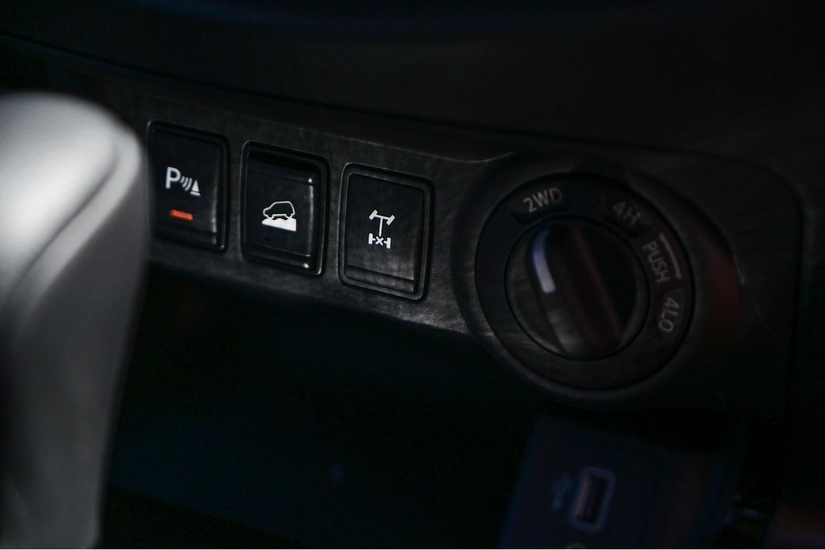 2025 Nissan Navara PRO-4X D23 4X4