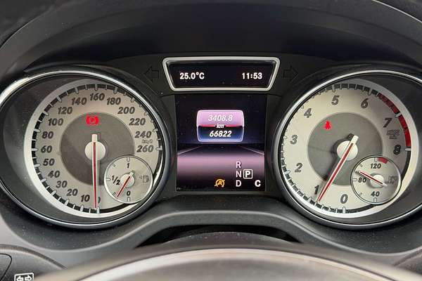 2015 Mercedes-Benz GLA-Class GLA180 X156