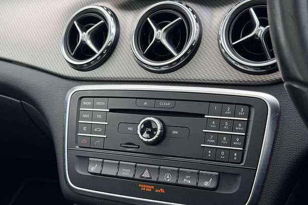 2015 Mercedes-Benz GLA-Class GLA180 X156