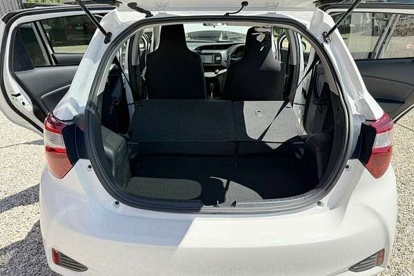 2018 Honda FIT (HYBRID) F GP5