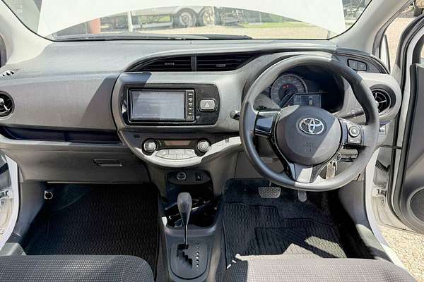 2018 Honda FIT (HYBRID) F GP5