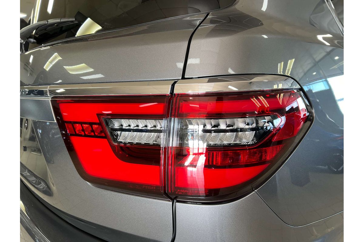 2025 Nissan Patrol Ti-L Y62