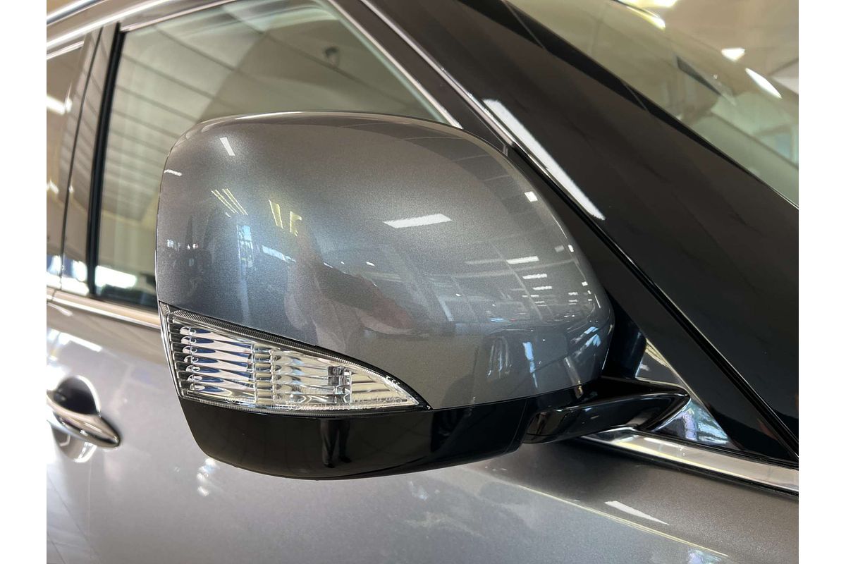 2025 Nissan Patrol Ti-L Y62