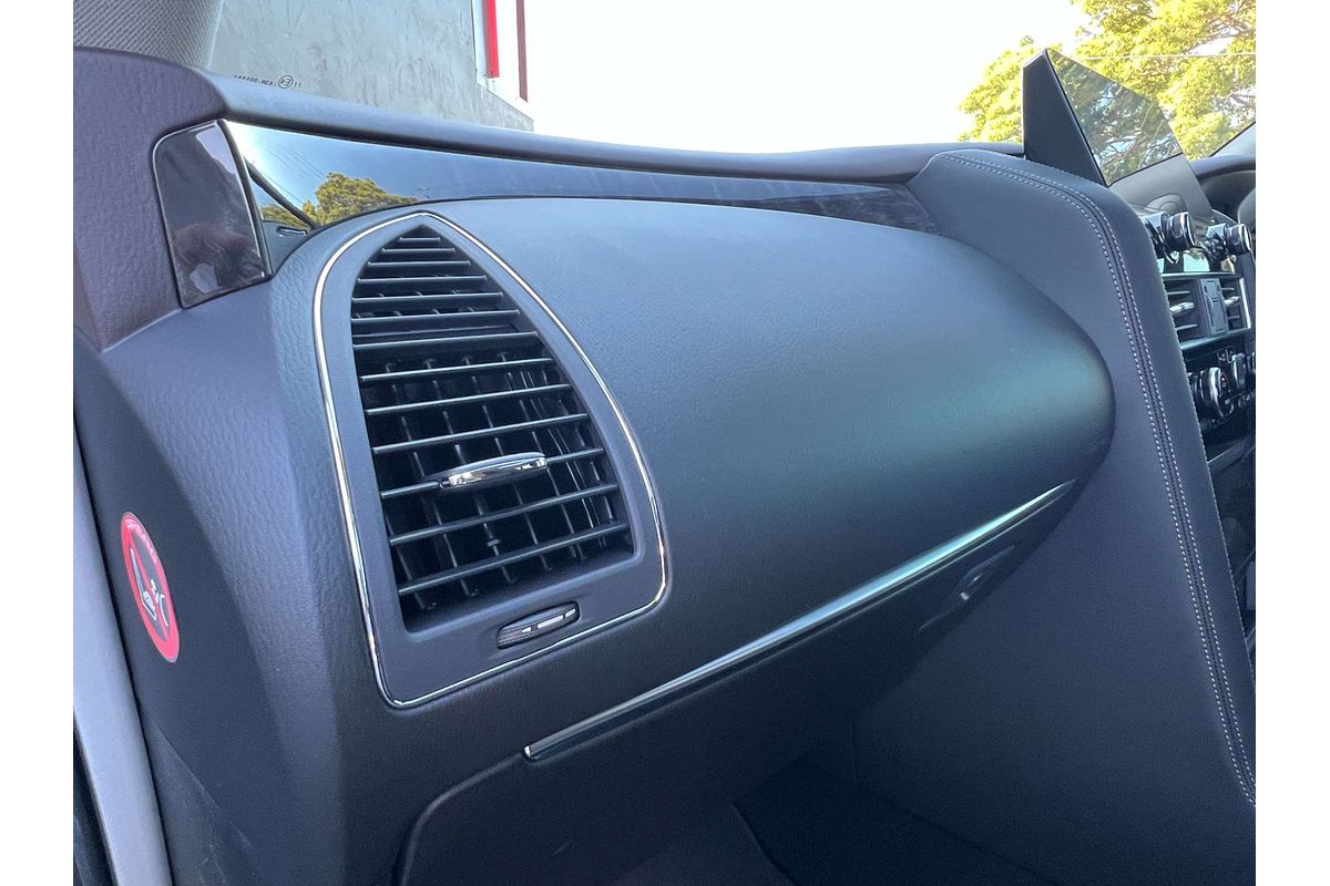 2025 Nissan Patrol Ti-L Y62