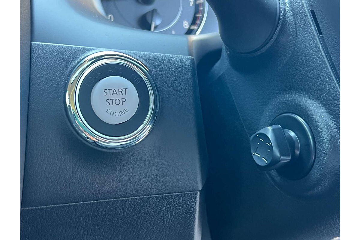 2025 Nissan Patrol Ti-L Y62