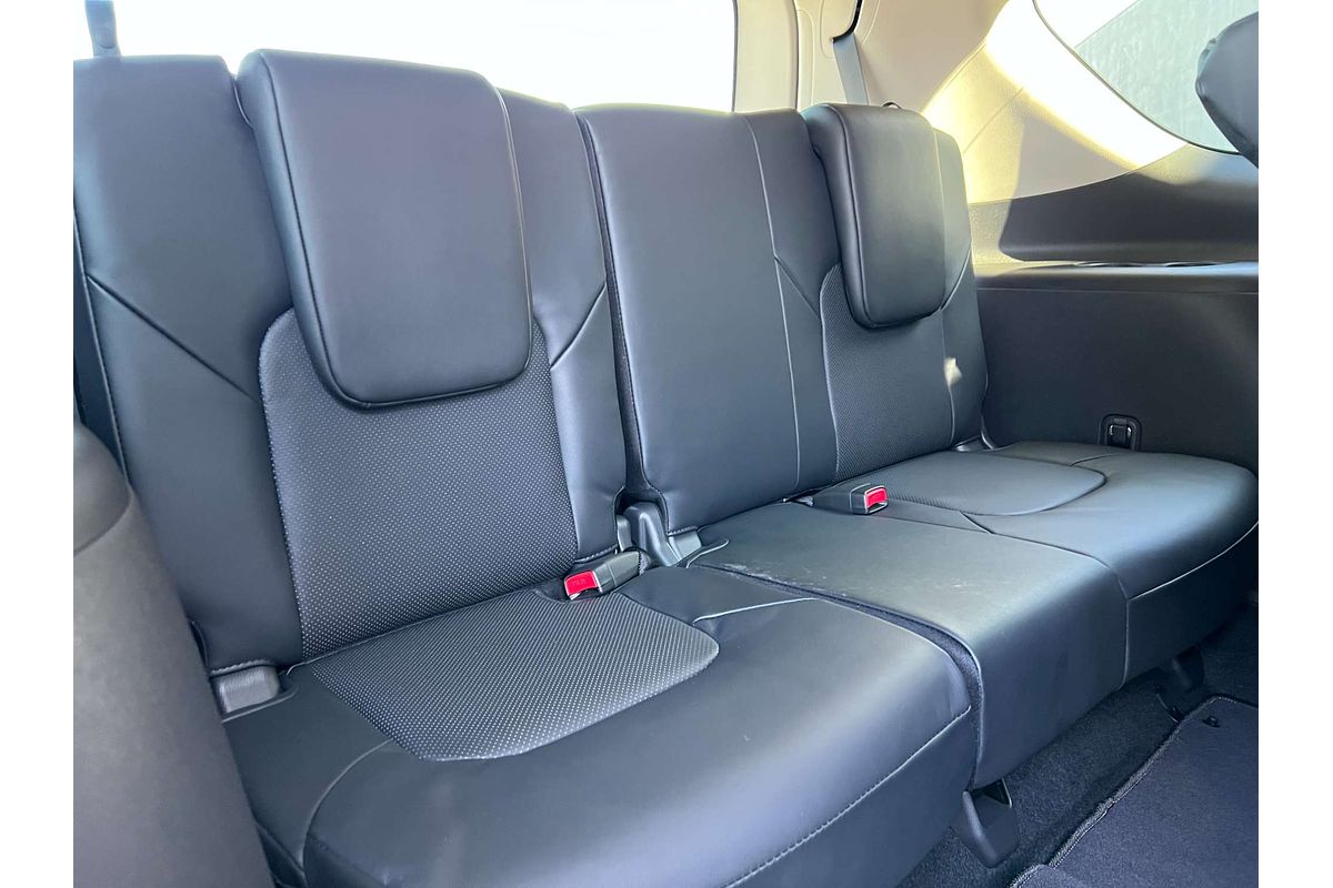 2025 Nissan Patrol Ti-L Y62