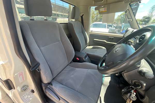 2020 Toyota Landcruiser GXL VDJ79R