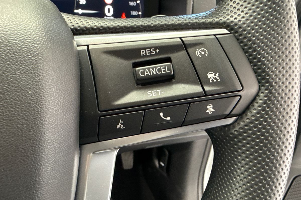 2025 Mitsubishi Outlander ES ZM