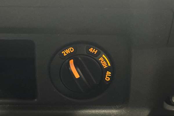 2012 Nissan Navara RX D40 Series 6 4X4