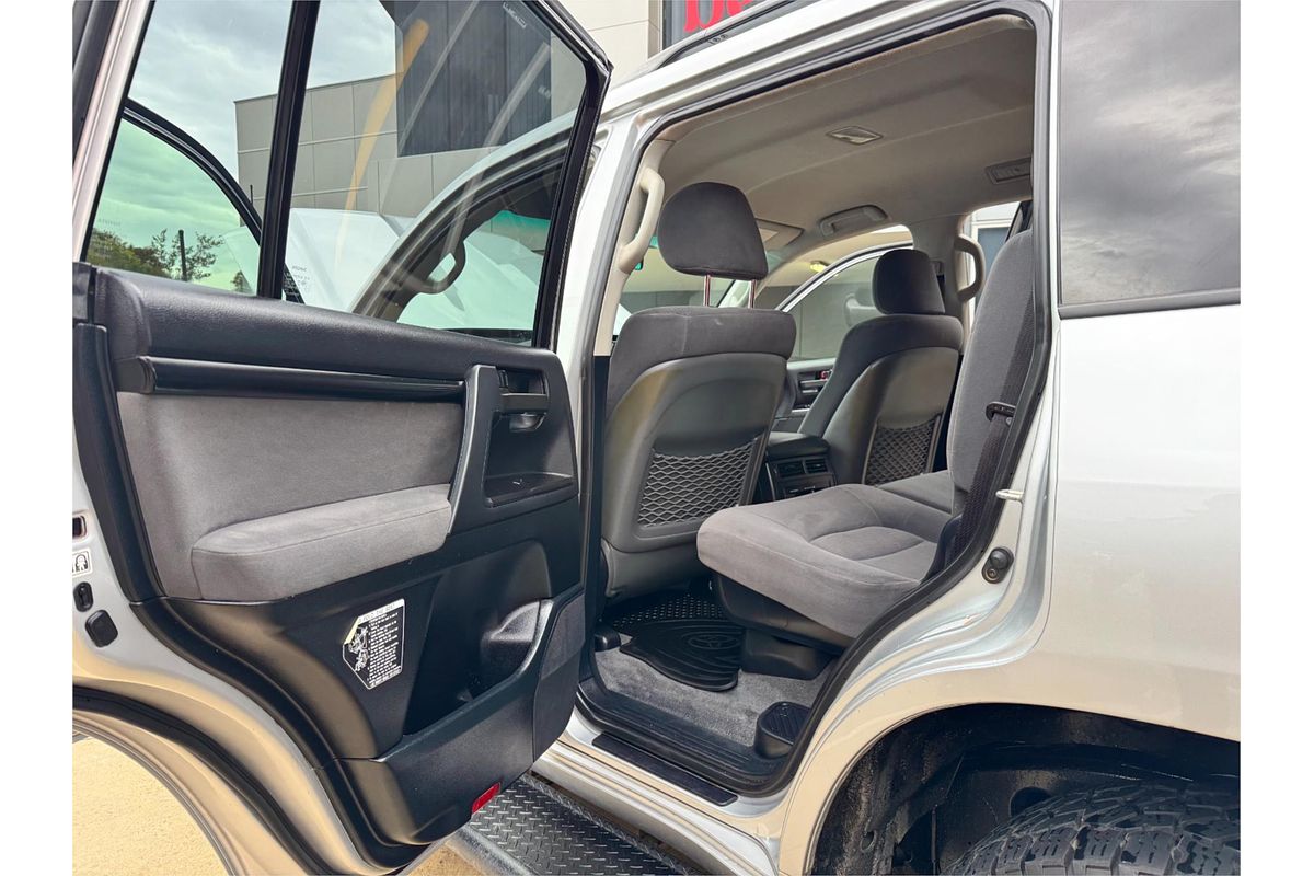 2017 Toyota Landcruiser GXL (4x4) VDJ200R MY16