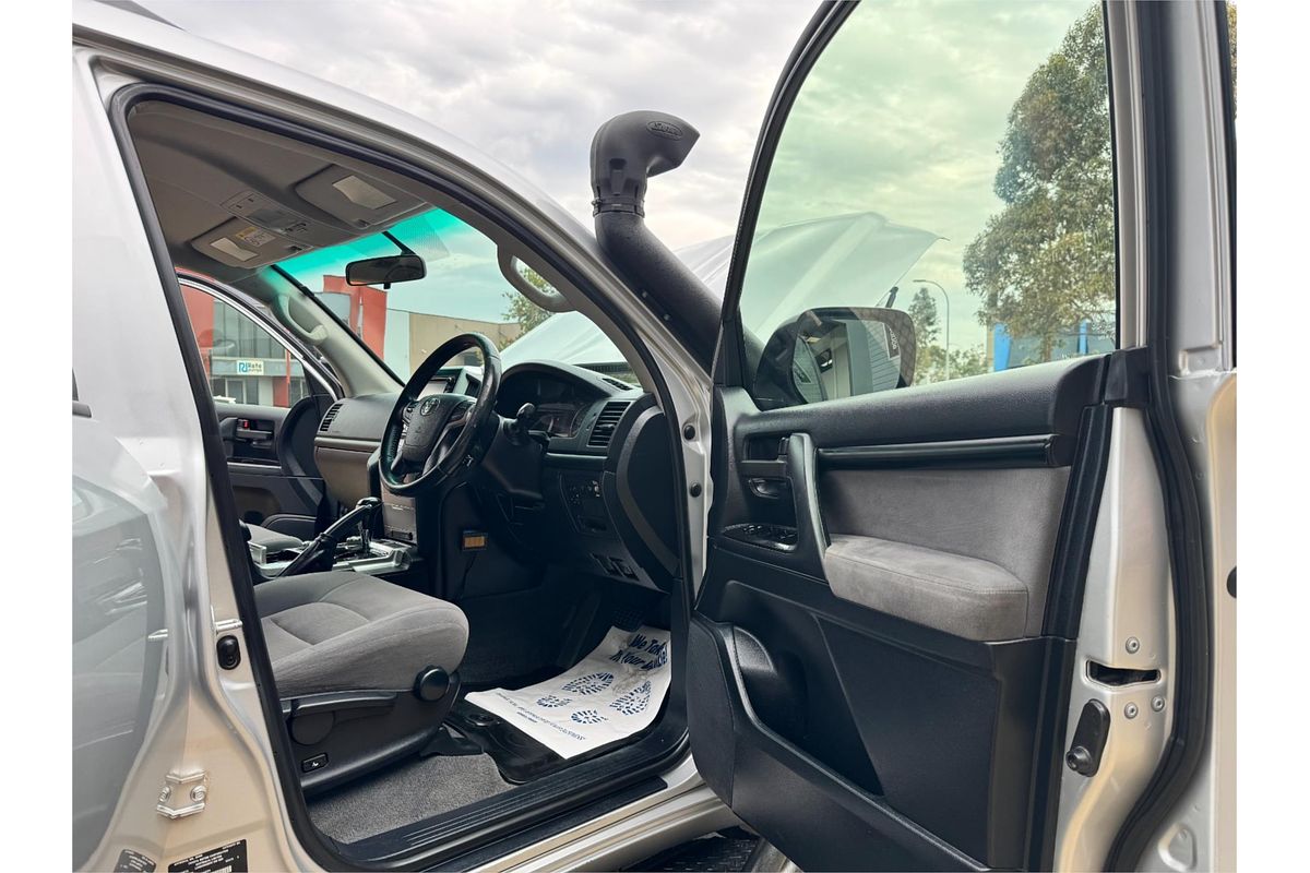 2017 Toyota Landcruiser GXL (4x4) VDJ200R MY16