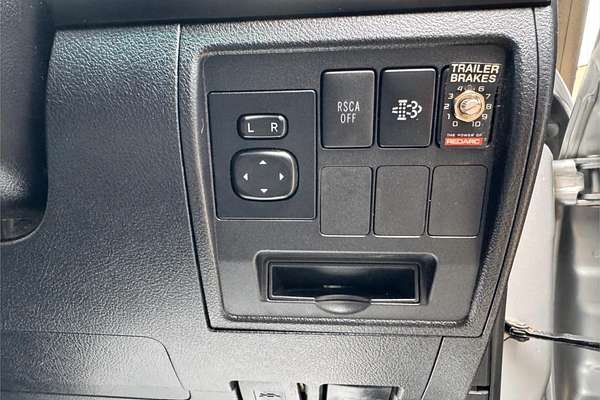 2017 Toyota Landcruiser GXL (4x4) VDJ200R MY16