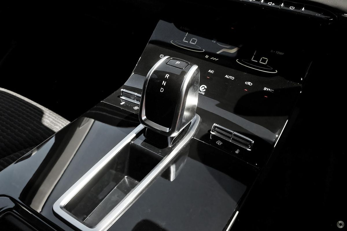 2025 Chery Tiggo 4 Hybrid Urban