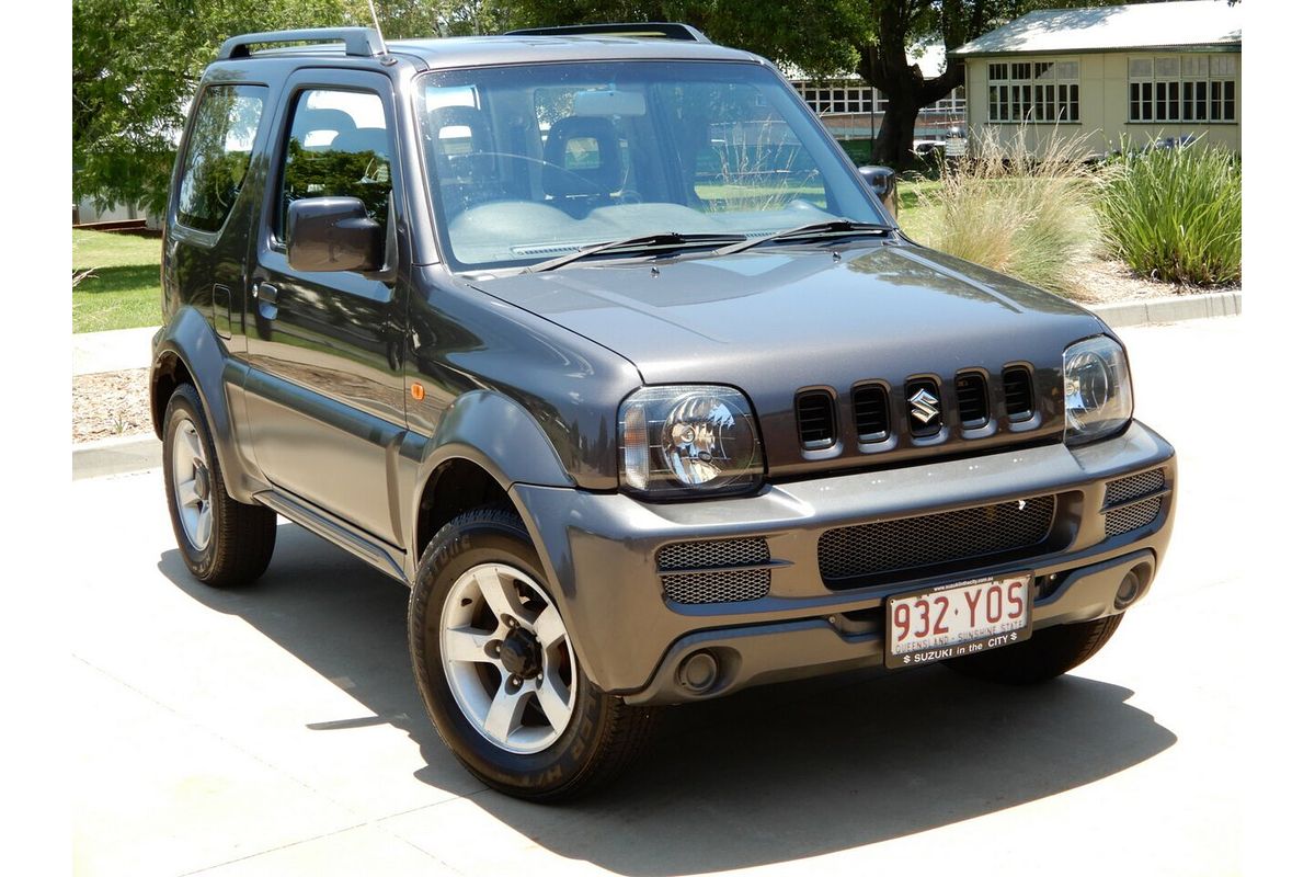 2011 Suzuki Jimny Sierra (4x4)