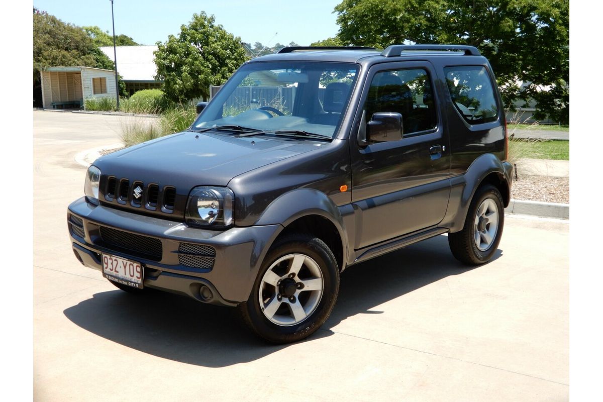 2011 Suzuki Jimny Sierra (4x4)