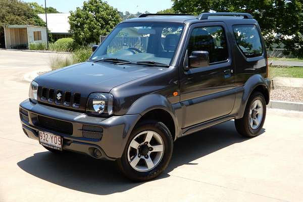 2011 Suzuki Jimny Sierra (4x4)