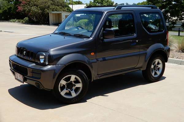 2011 Suzuki Jimny Sierra (4x4)