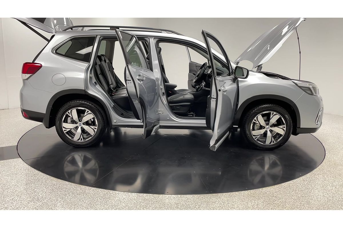 2025 Volkswagen Tiguan 150TSI R-Line CT