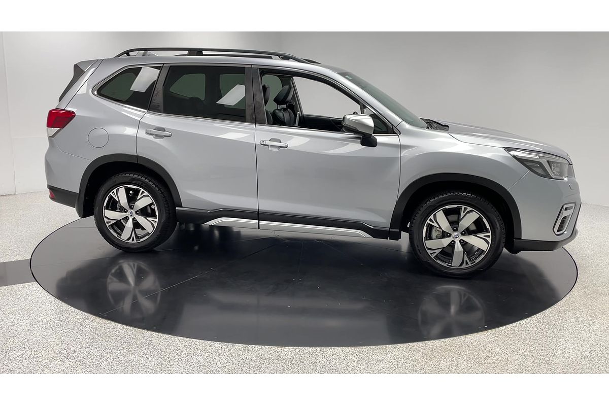 2025 Volkswagen Tiguan 150TSI R-Line CT