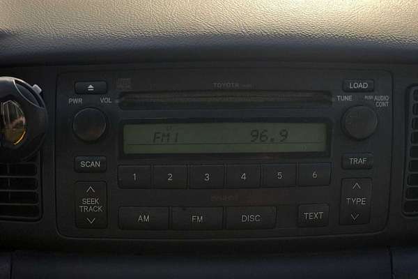 2006 Toyota Corolla LE