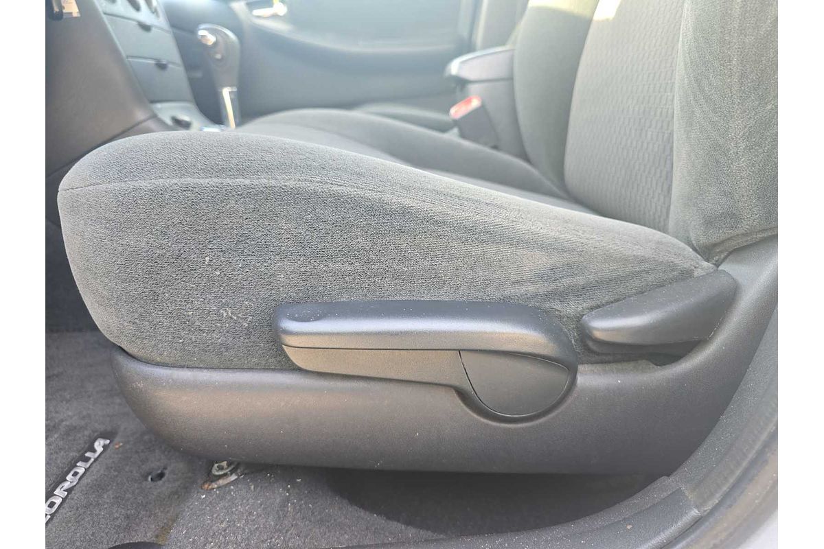 2006 Toyota Corolla LE