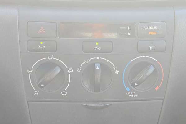 2006 Toyota Corolla LE