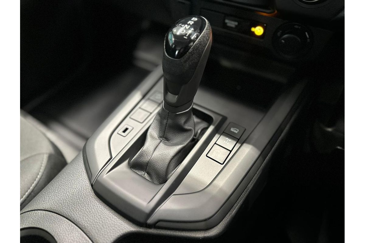 2025 Isuzu D-MAX SX 4X4