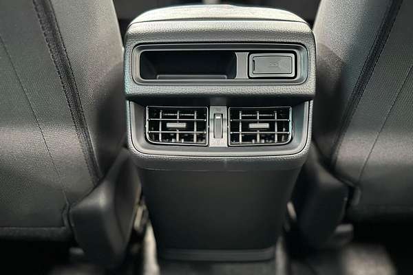 2025 Isuzu D-MAX SX 4X4