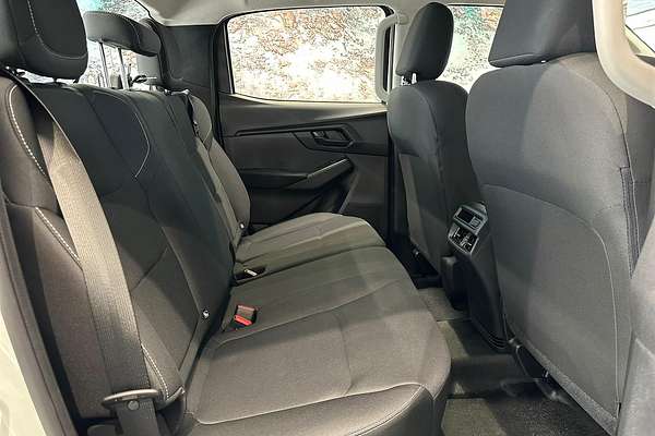 2025 Isuzu D-MAX SX 4X4