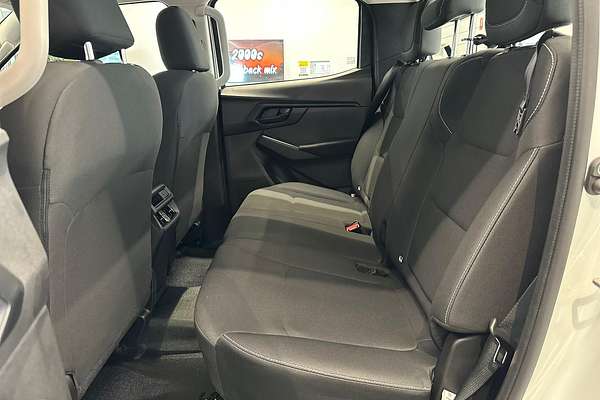 2025 Isuzu D-MAX SX 4X4