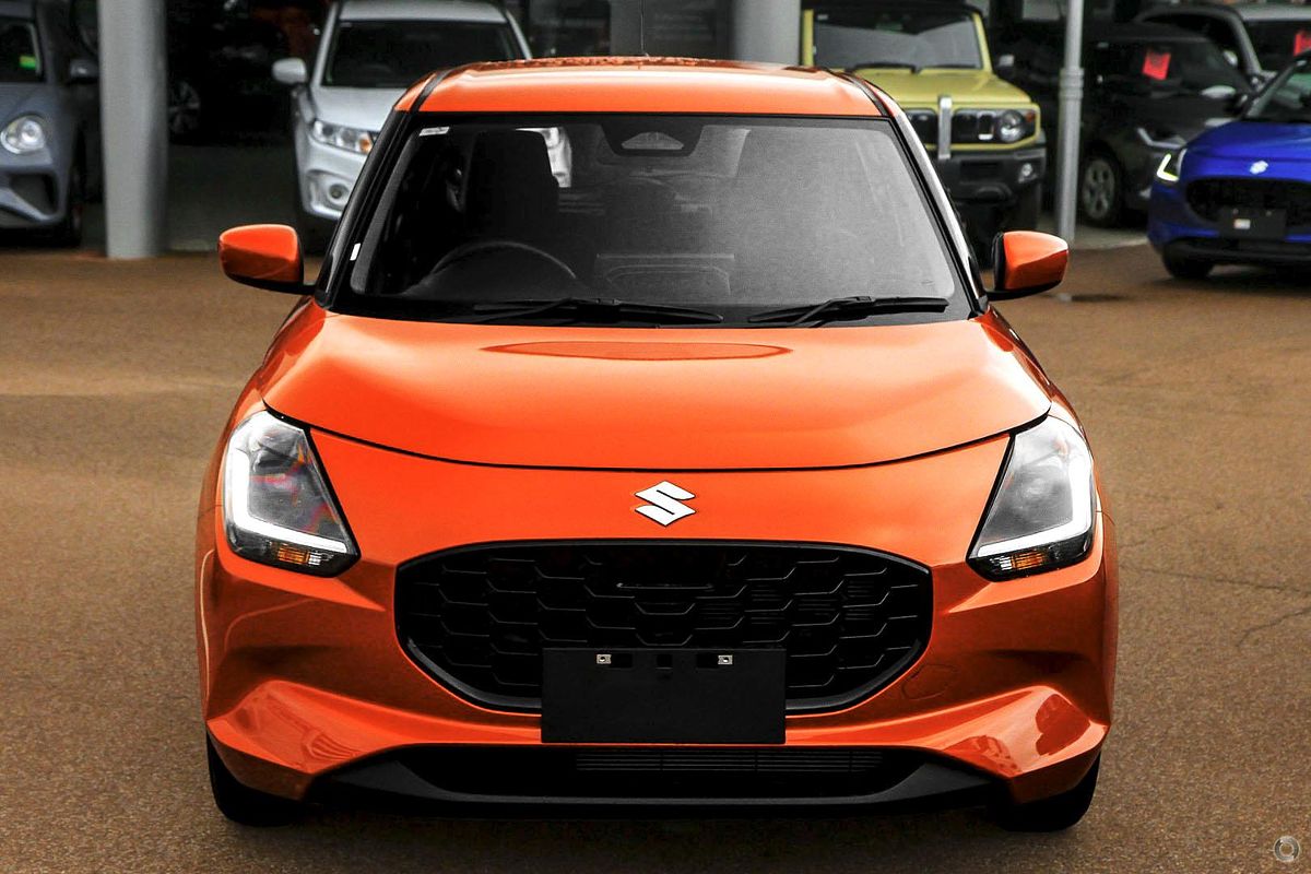 2025 Suzuki Swift Hybrid UZ
