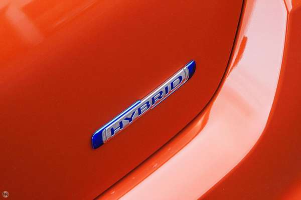 2025 Suzuki Swift Hybrid UZ