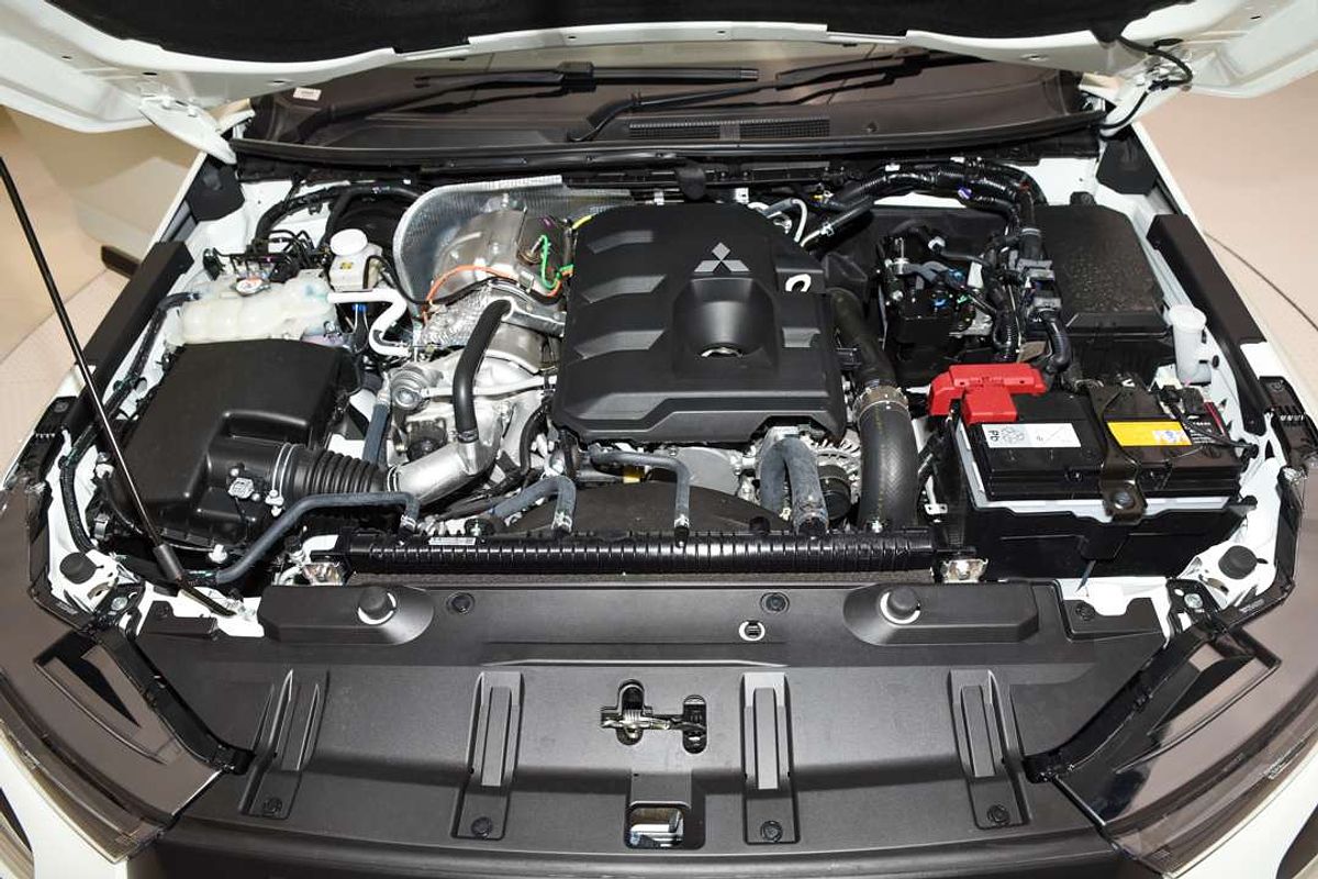 2024 Mitsubishi Triton GLX-R MV 4X4