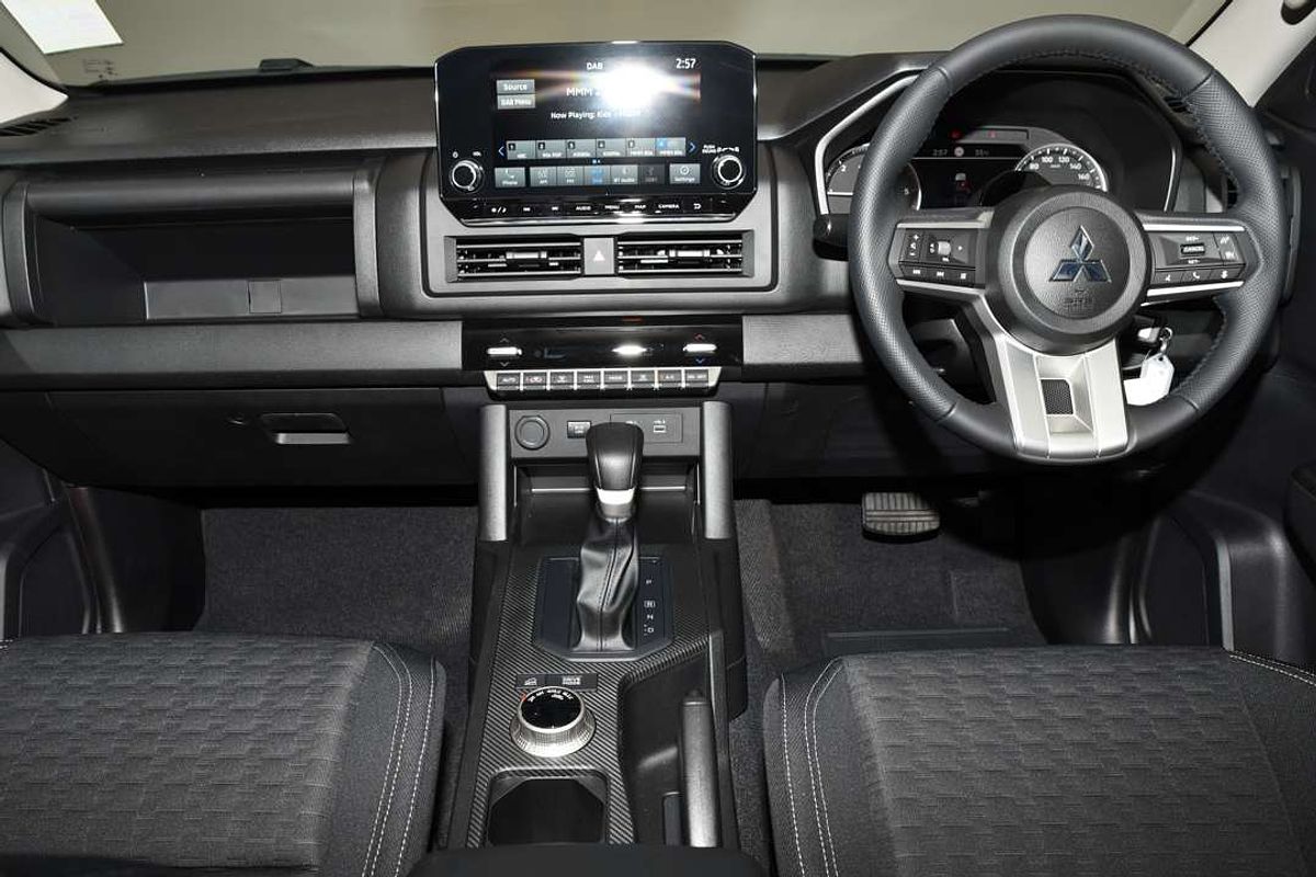 2024 Mitsubishi Triton GLX-R MV 4X4