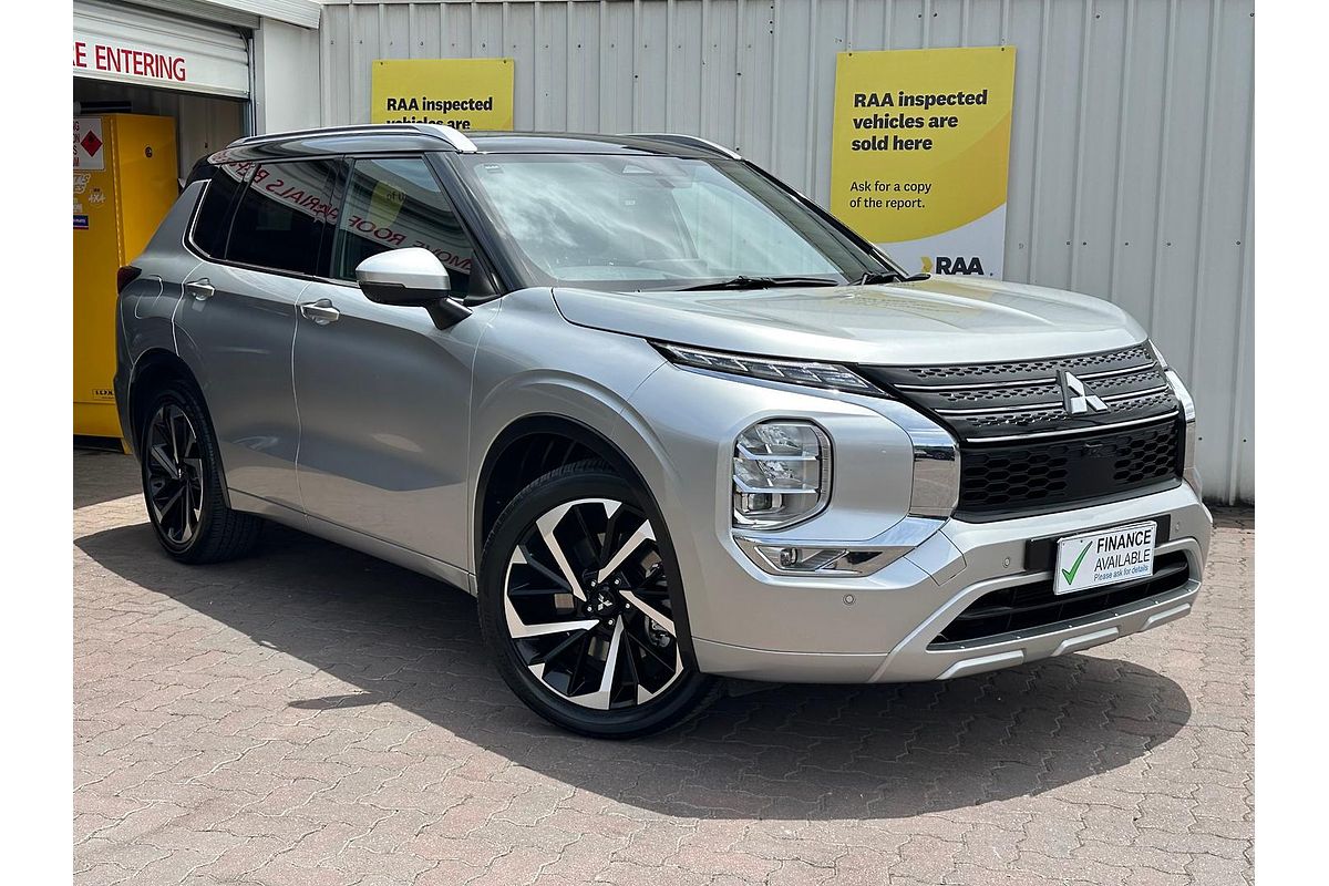 2023 Mitsubishi Outlander Exceed Tourer ZM