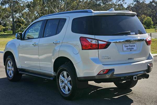 2015 Isuzu MU-X LS-T