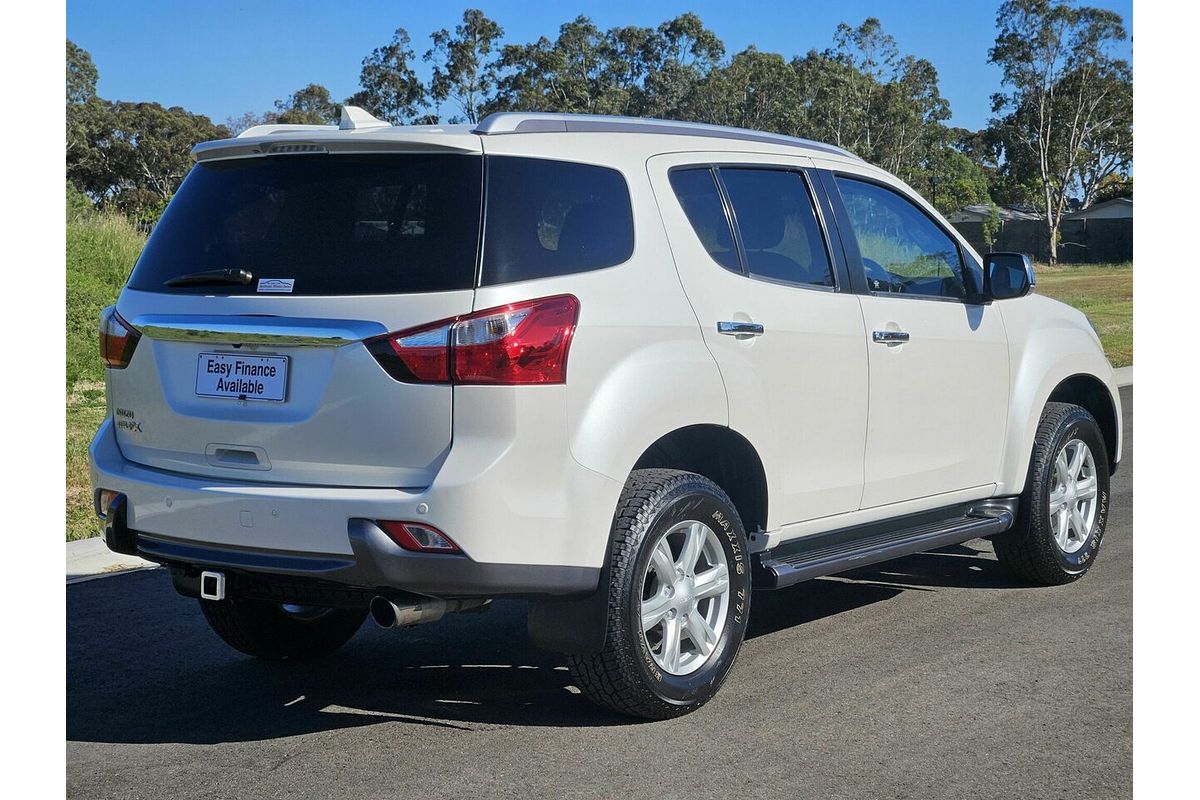2015 Isuzu MU-X LS-T