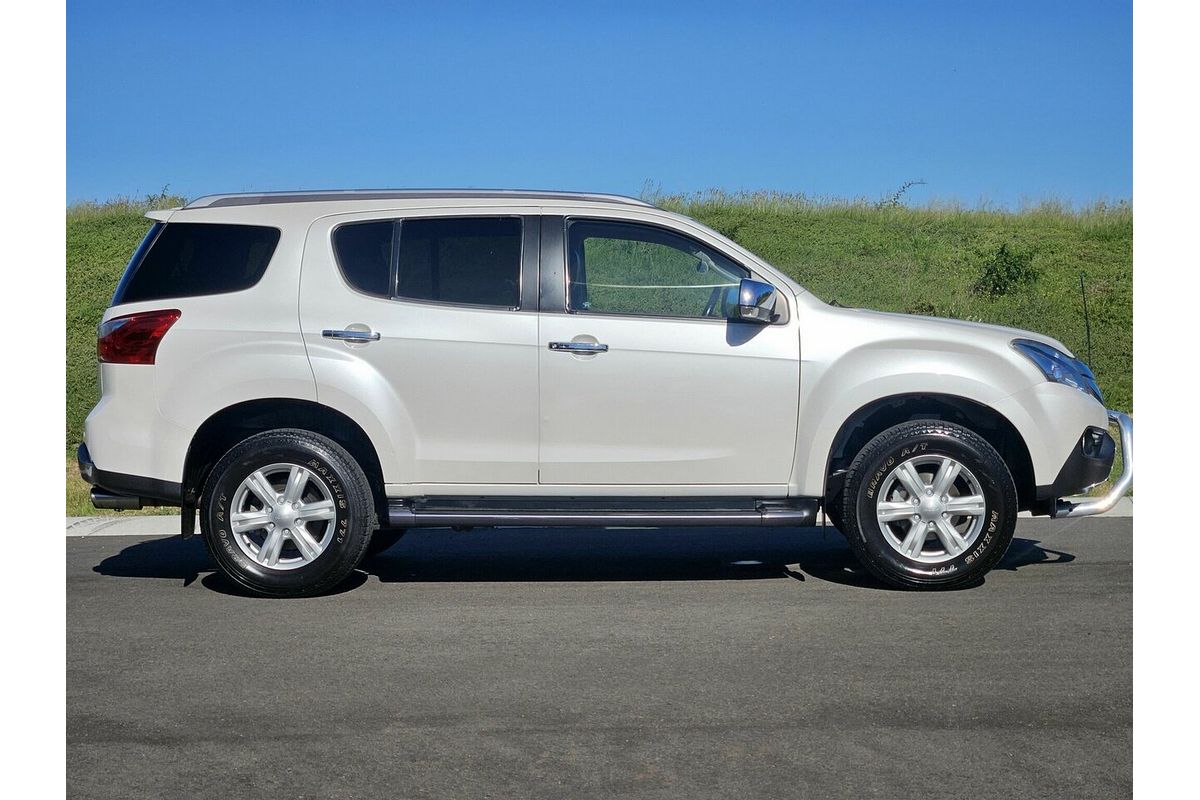2015 Isuzu MU-X LS-T