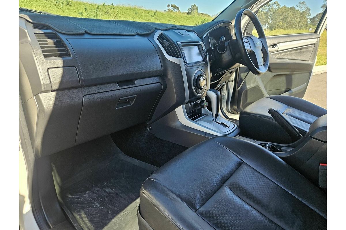 2015 Isuzu MU-X LS-T