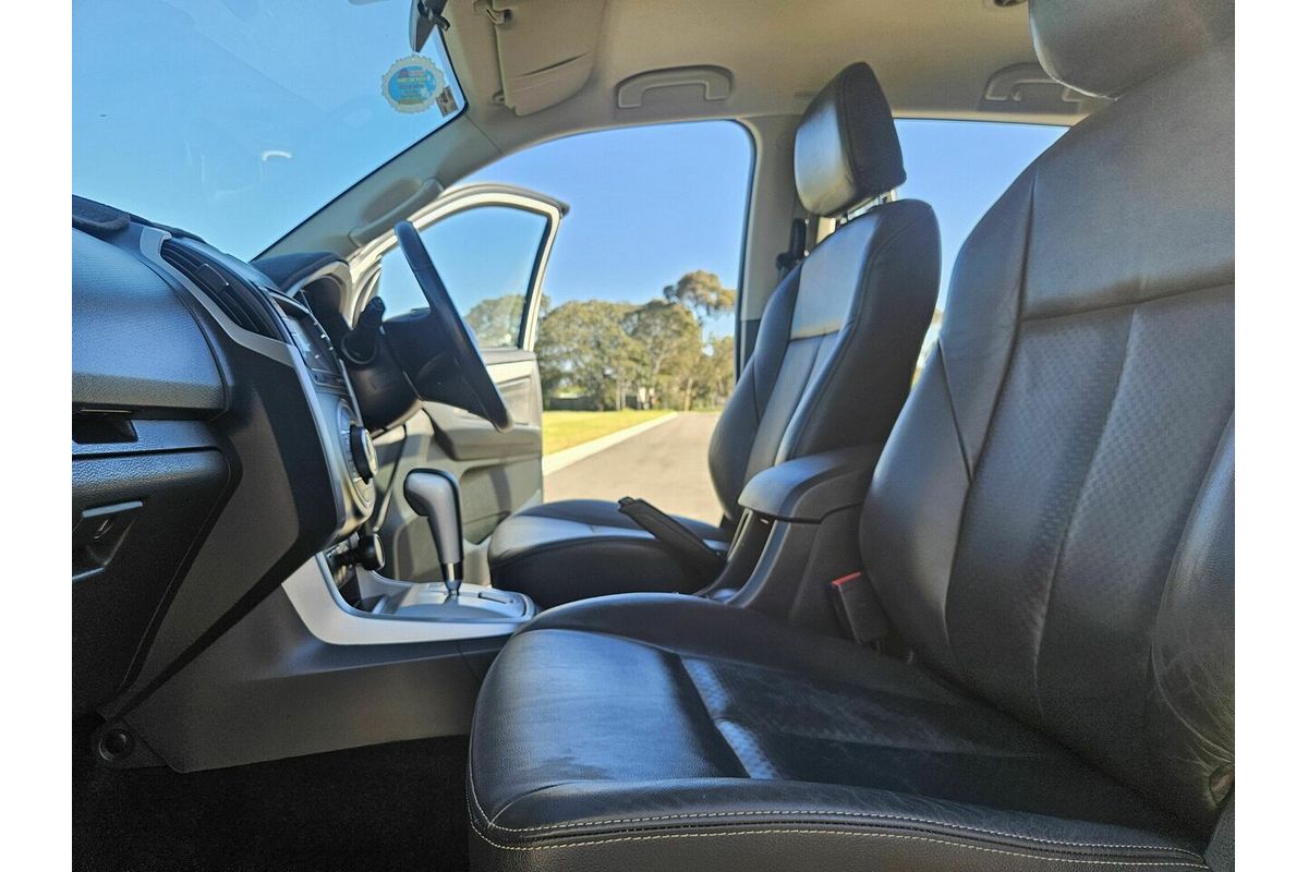 2015 Isuzu MU-X LS-T