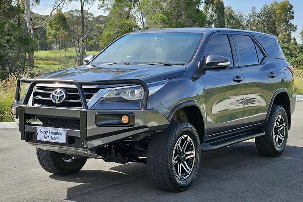 2015 Toyota Fortuner GX GUN156R