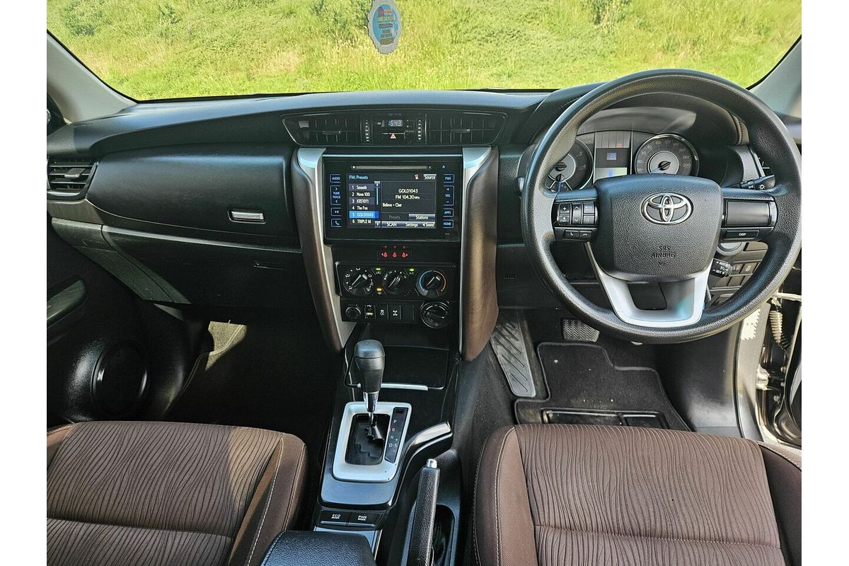 2015 Toyota Fortuner GX GUN156R