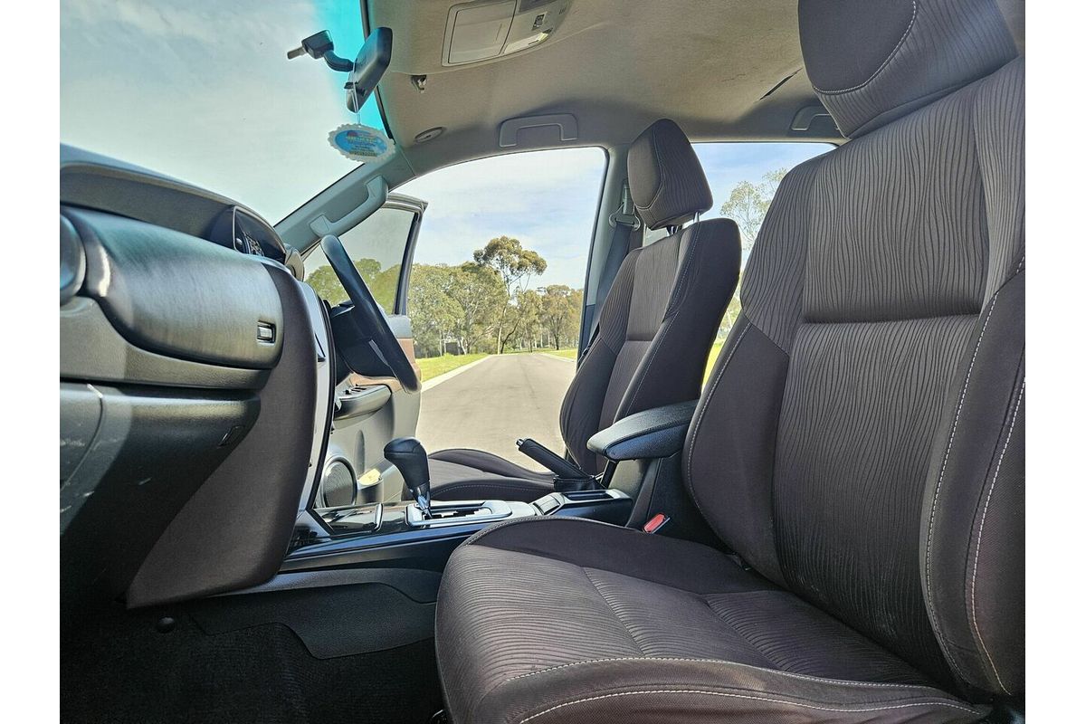 2015 Toyota Fortuner GX GUN156R